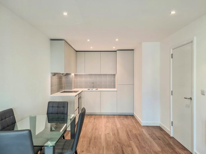 1 Bedroom Flat To Rent In Caversham Road, Beaufort Park, London, NW9