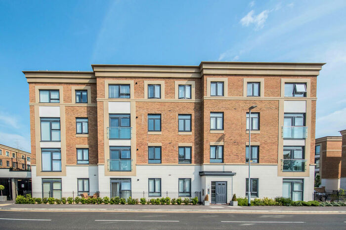 2 Bedroom Apartment To Rent In Mill Road, Hertford, SG14