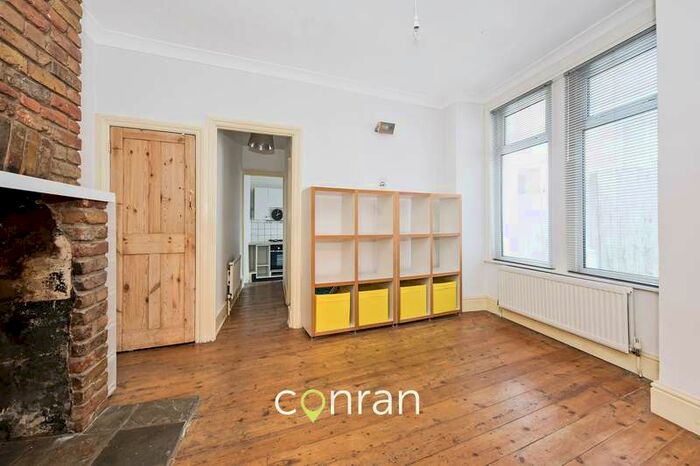 1 Bedroom Apartment To Rent In Bramshot Avenue, Charlton, SE7