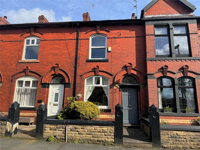 2 Bedroom Property To Rent In Glen Grove, Royton, Oldham, OL2