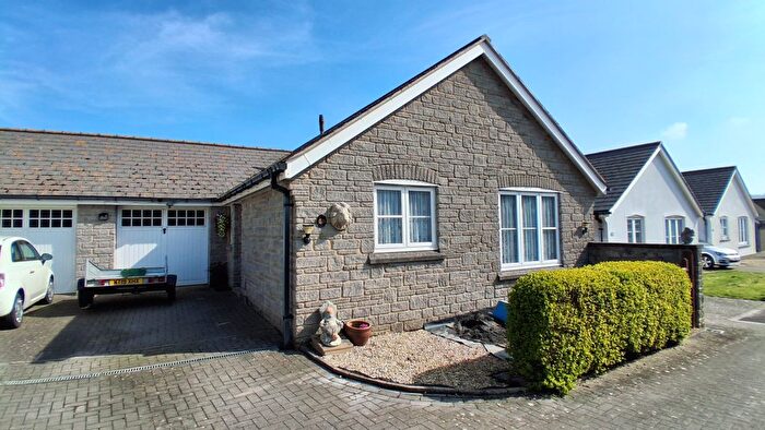 3 Bedroom Detached Bungalow For Sale In Myrtle Tree Crescent, Kewstoke, BS22