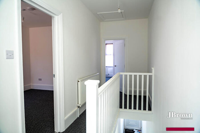 4 Bedroom Semi-Detached House To Rent In Tilbury, Essex, RM18