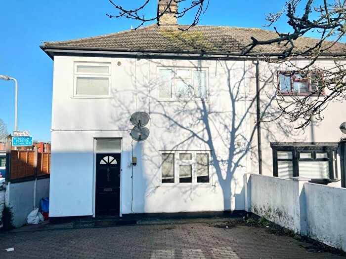 1 Bedroom Apartment To Rent In Crescent Road, Brentwood, CM14