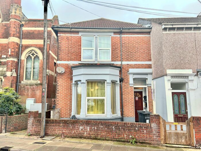 1 Bedroom Apartment To Rent In Powerscourt Road, Portsmouth, PO2