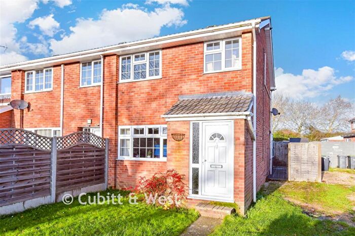 2 Bedroom End Of Terrace House For Sale In Hornbeam Road, Denvilles, Havant, Hampshire, PO9