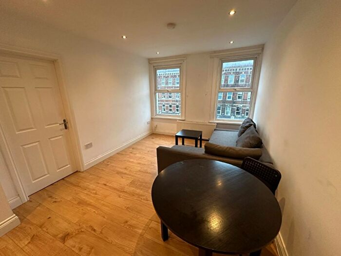 1 Bedroom Flat To Rent In Stoke Newington Road, London, N16