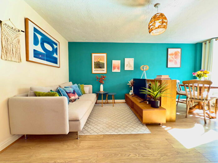 3 Bedroom Town House For Sale In Alstone Mews, Cheltenham, GL51