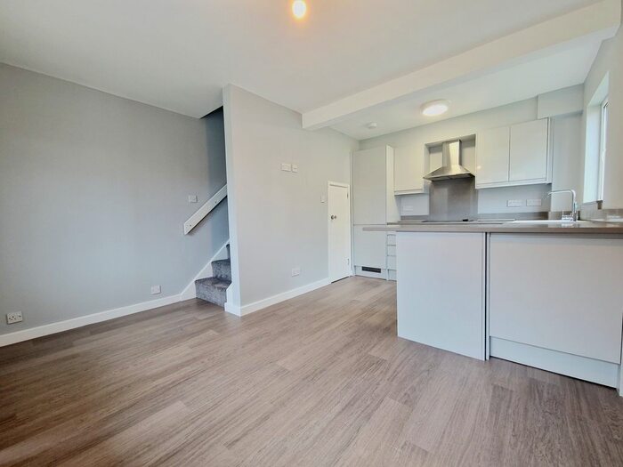 1 Bedroom Semi-Detached House To Rent In Camellia Close, Romford, RM3