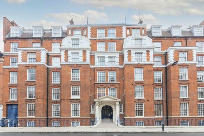 Studio To Rent In Hunter Street, London, WC1N