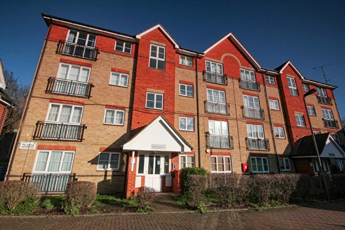 2 Bedroom Flat To Rent In Joseph Hardcastle Close, London, SE14