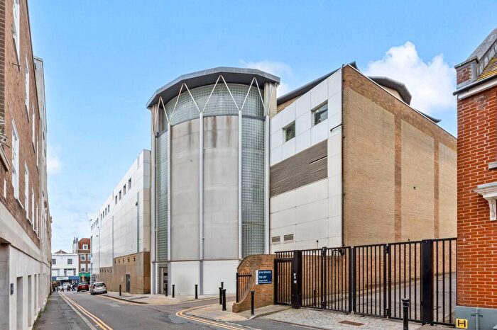 2 Bedroom Flat For Sale In Portland Street, Brighton, BN1