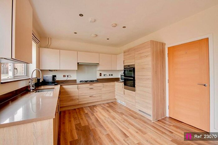 4 Bedroom Semi-Detached House To Rent In Rushgrove Avenue, London, NW9