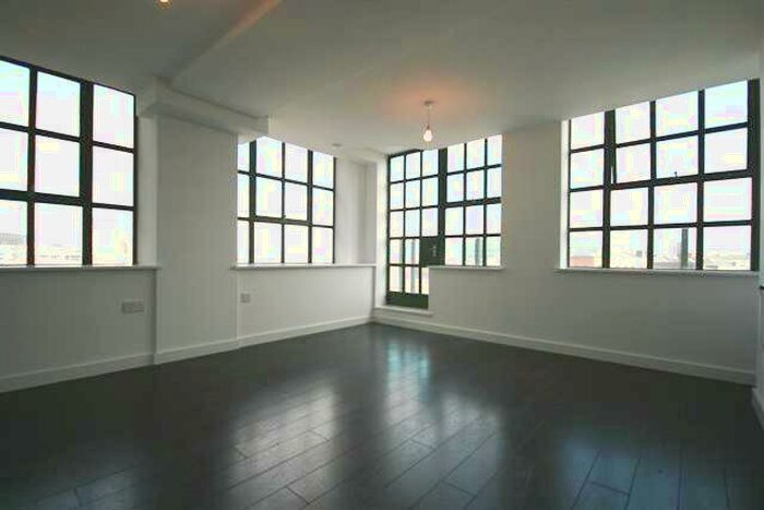 2 Bedroom Apartment For Sale In The Lighthouse, Joiner Street Manchester, M4