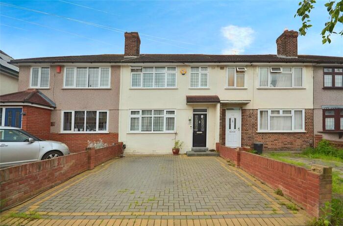 3 Bedroom Terraced House To Rent In Northwood Avenue, Hornchurch, Essex, RM12
