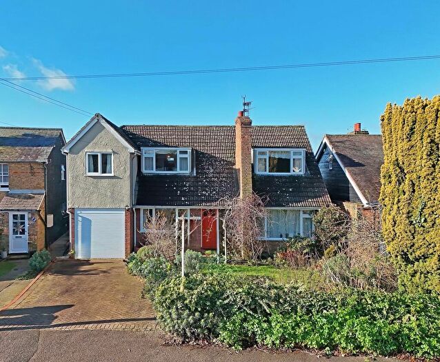 4 Bedroom Detached House For Sale In Chelmsford Road, Felsted, CM6