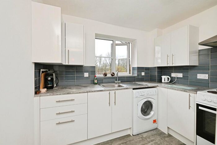1 Bedroom Flat To Rent In Tempsford, Welwyn Garden City, AL7