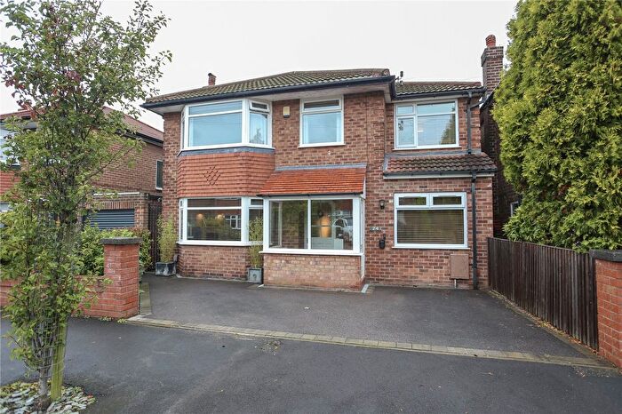4 Bedroom Detached House For Sale In Deniston Road, Heaton Moor, Stockport, SK4