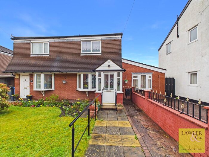 3 Bedroom Semi Detached House For Sale In Victoria Street, Hyde, Greater Manchester, SK14