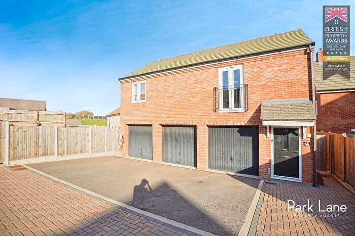 2 Bedroom Maisonette For Sale In Newland Avenue, Bishops Stortford, CM23
