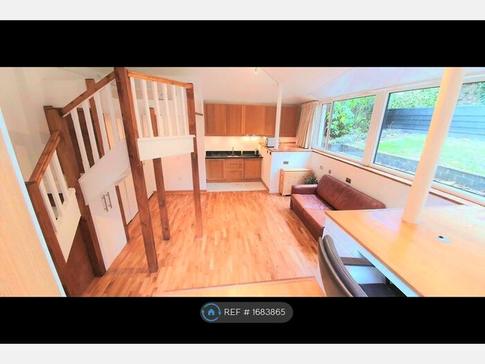 1 Bedroom Semi-Detached House To Rent In Vanbrugh Hill, Blackheath, SE3