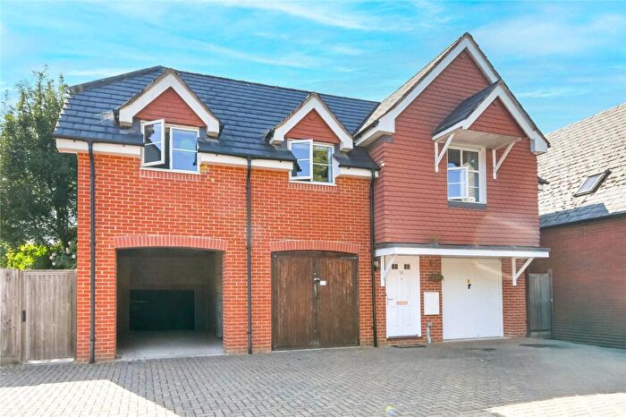 2 Bedroom Apartment For Sale In Lowbury Gardens, Compton, Newbury, Berkshire, RG20