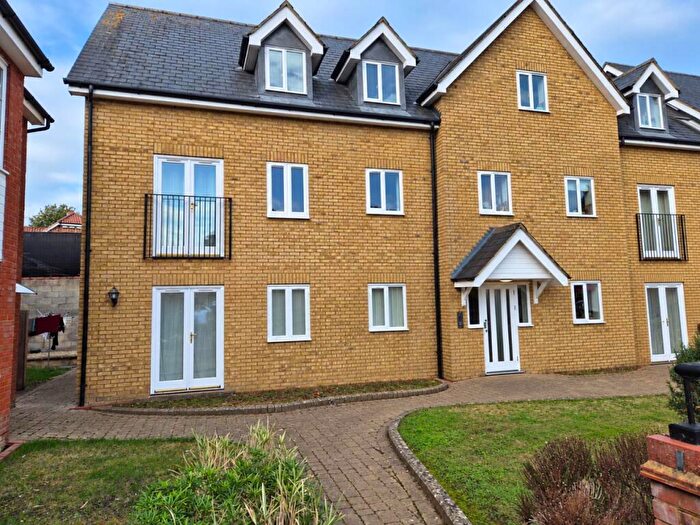 2 Bedroom Apartment To Rent In Stamford Yard, Kneesworth Street, Royston, SG8