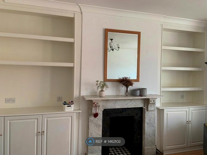 2 Bedroom Flat To Rent In Palmerston Road, London, N22