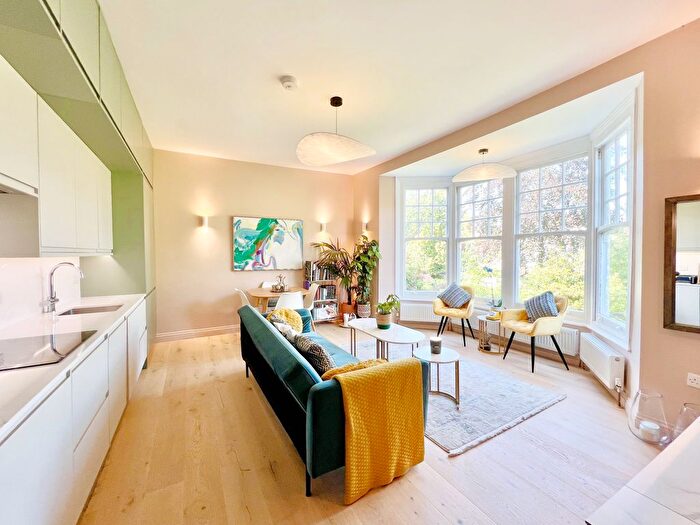 2 Bedroom Flat To Rent In Princes Avenue, Muswell Hill, N10