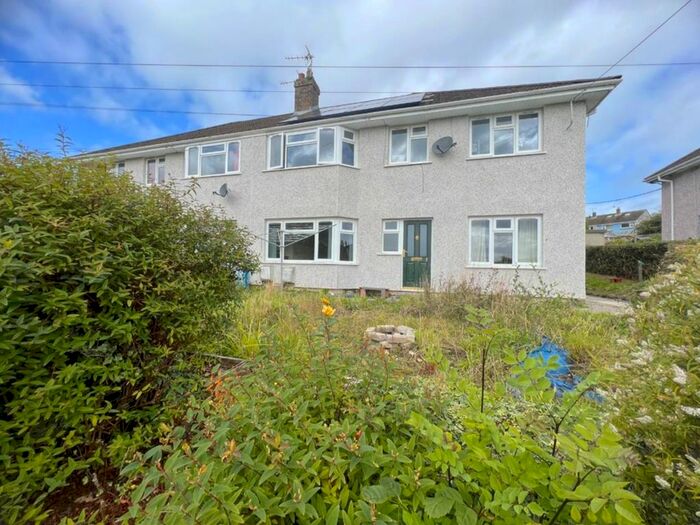 2 Bedroom Flat For Sale In Brongwinau, Comins Coch, Aberystwyth, SY23