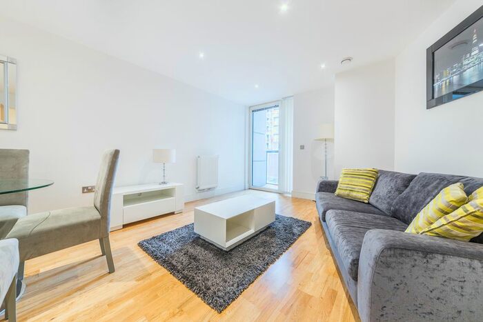 1 Bedroom Flat To Rent In Beacon Point, Dowells Street, New Capital Quay, London, SE10