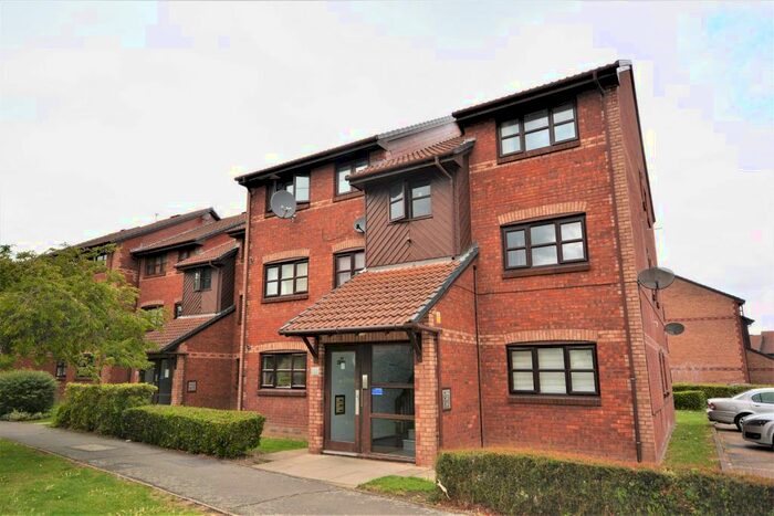 2 Bedroom Apartment To Rent In Lowry Crescent, Colliers Wood Borders, CR4