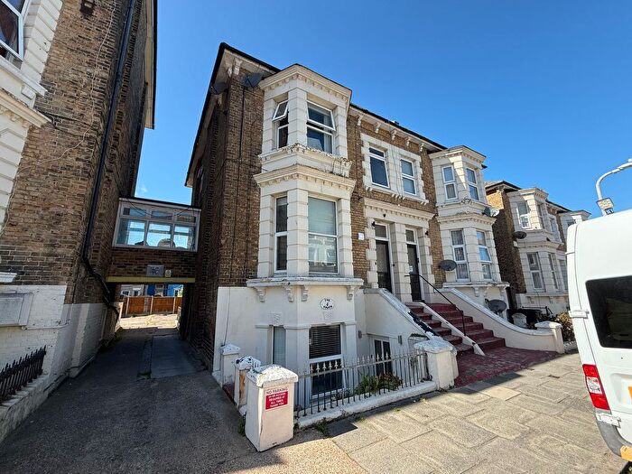 2 Bedroom Flat For Sale In Athelstan Road, Margate, CT9