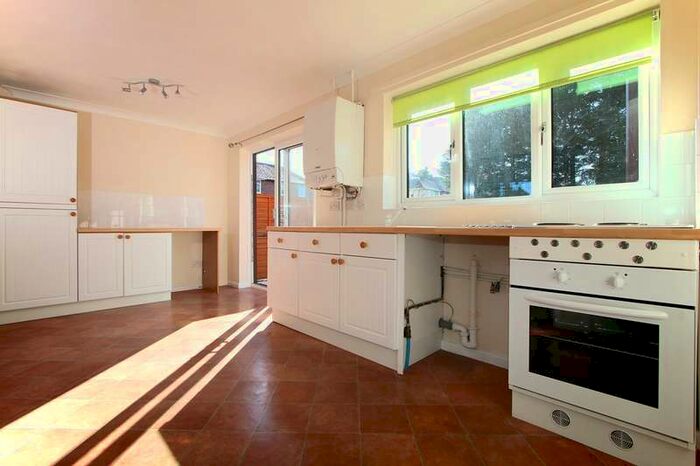 3 Bedroom Semi-Detached House To Rent In Studley Gate, Stourbridge, DY8