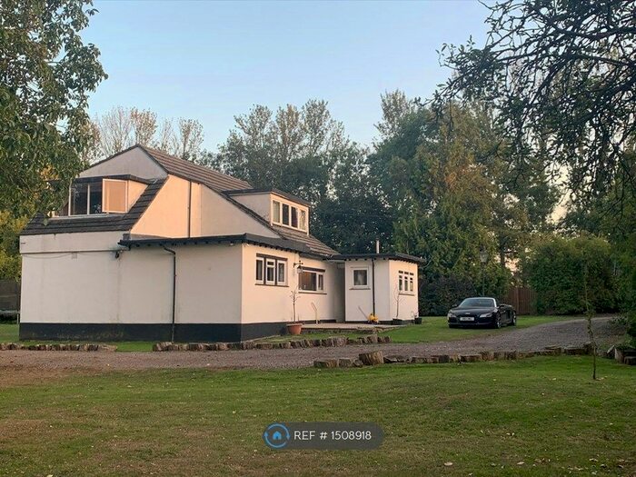 5 Bedroom Detached House To Rent In Cow Watering Lane, Chelmsford, CM1