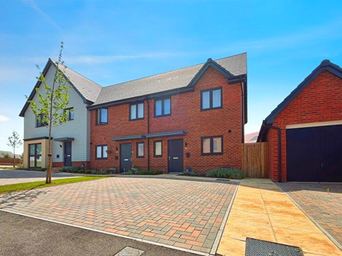 2 Bedroom Semi Detached House For Sale In Beech Grove, Shrivenham, Swindon, SN6