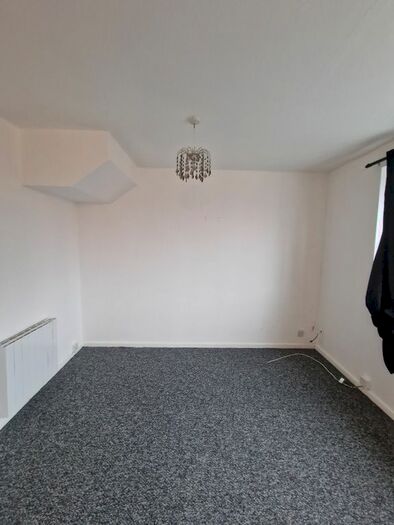 3 Bedroom Flat To Rent In High Street, Erdington, B23
