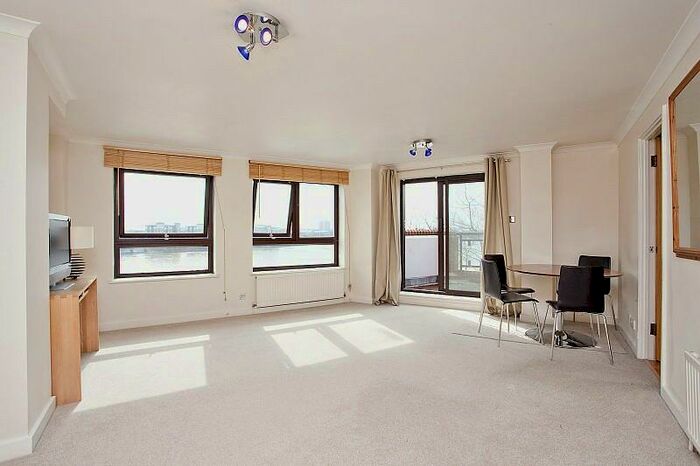 2 Bedroom Flat To Rent In Free Trade Wharf, The Highway, London, E1W