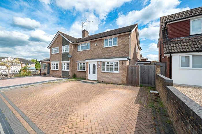 4 Bedroom Detached House To Rent In The Meads, Bricket Wood, St. Albans, Hertfordshire, AL2