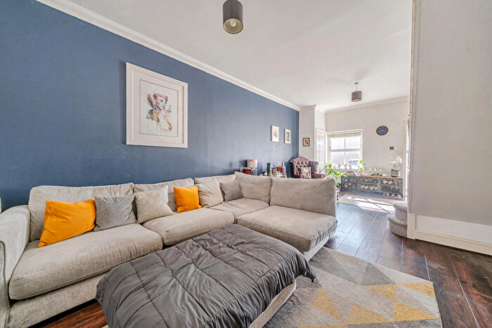 2 Bedroom Terraced House To Rent In Woodyates Road, London, SE12