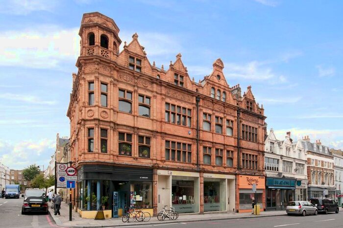 2 Bedroom Flat To Rent In Upper Street, London, N1