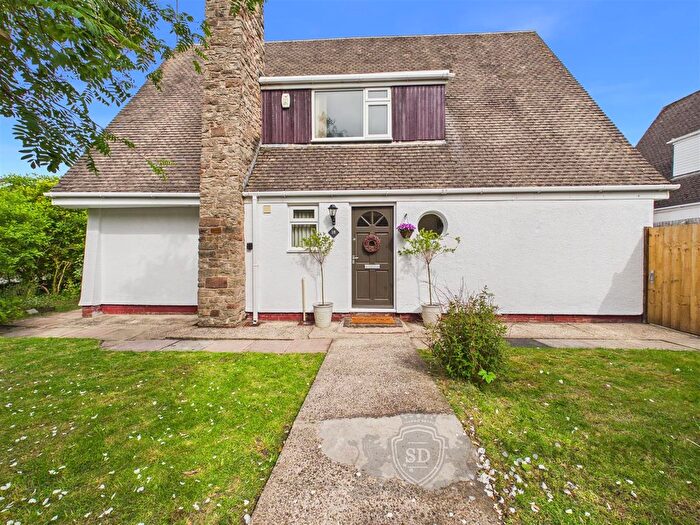 3 Bedroom Detached House For Sale In The Avenue, Rainford, WA11