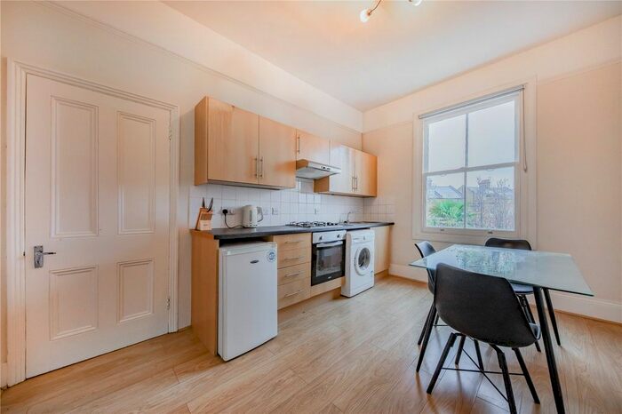 1 Bedroom Flat To Rent In Highlever Road, London, W10