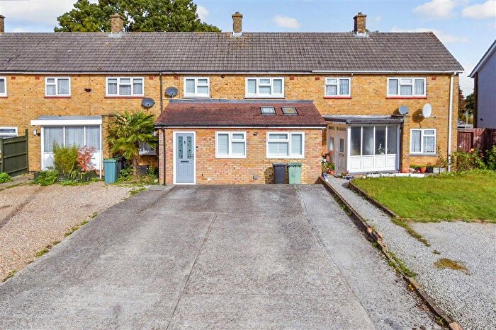 3 Bedroom Terraced House For Sale In Lancashire Road, Maidstone, Kent, ME15
