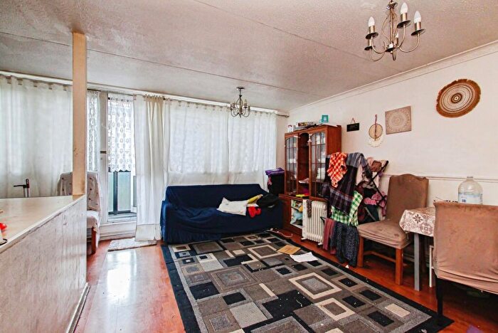 1 Bedroom Flat For Sale In Sidney Street, London, E1