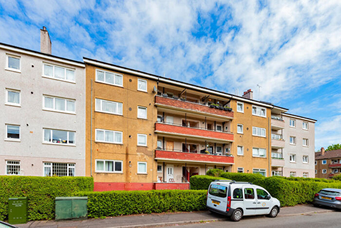 3 Bedroom Flat For Sale In / Cherrybank Road, Glasgow, G43