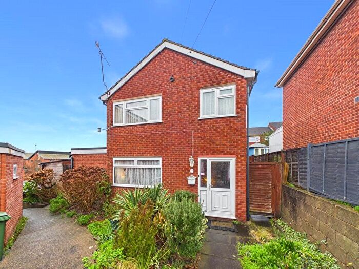 3 Bedroom Detached House For Sale In Somerville Road, Worcester, Worcestershire, WR4