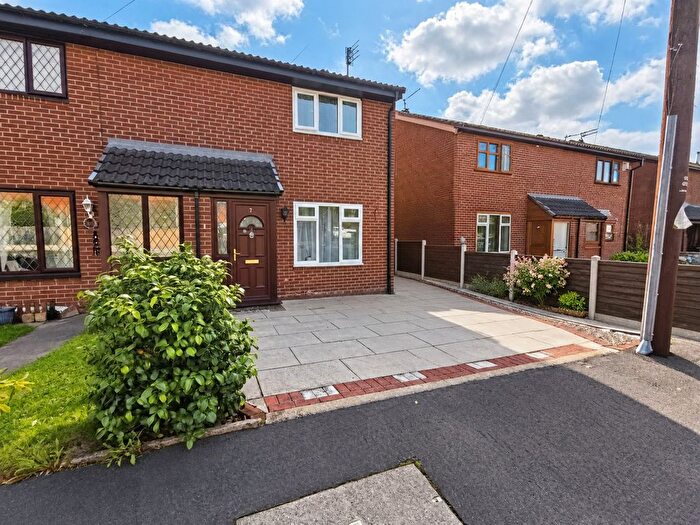 3 Bedroom Semi-Detached House For Sale In Avon Street, Leigh, WN7