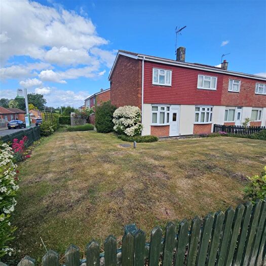 3 Bedroom End Of Terrace House For Sale In Nicholas Place, Tuxford, Newark, NG22