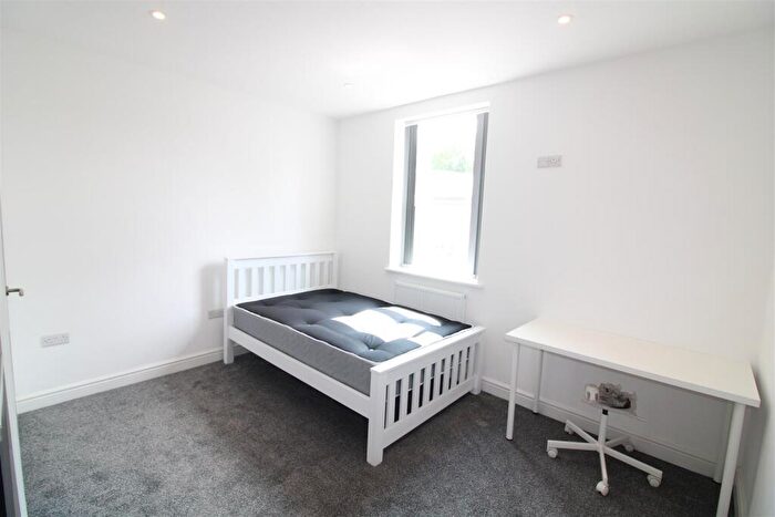 Studio To Rent In Derby Road, Nottingham, NG7