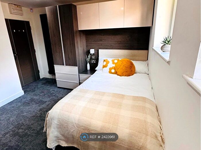 Studio To Rent In New House, Coventry, CV1